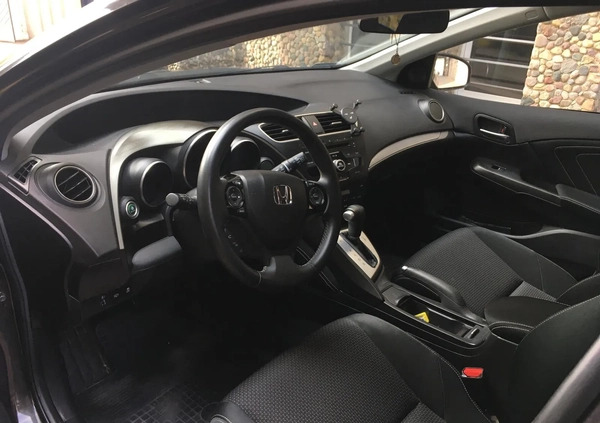 Honda Civic cena 72900 przebieg: 58000, rok produkcji 2017 z Gdynia małe 154
